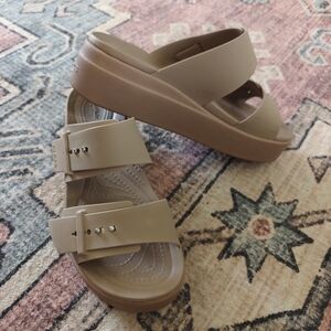 Stylish Tan Women's Sandals